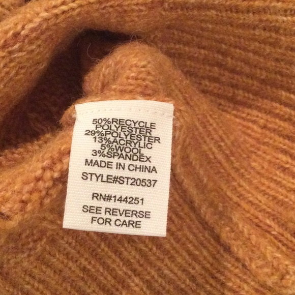 Jessica Simpson Mustard chestnut Cable Knit cardigan Sweater.size small. - Picture 6 of 6
